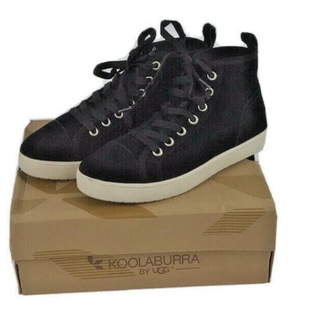 UGG Koolaburra NIB Kellen Suede Leather Lace-Up High Top Black. Size 5. DS-028